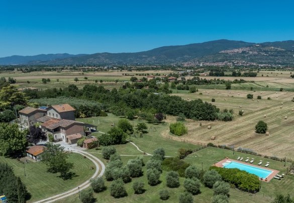 Il podere è situato nella rigogliosa campagna toscana - Nonno Fernando