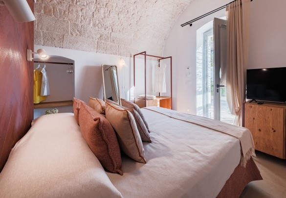 Double bedroom n. 2 with en-suite bathroom - Opuntia Trulli e Lamie