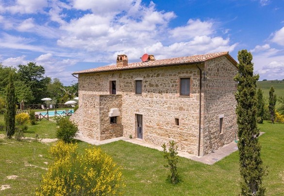 The 1000 sq m fenced-in park is a farm estate that extends for 135 hectares – Podere Bagnolo 8