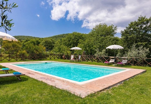 Pool 8 m away and can be reached across the level lawn – Podere Bagnolo 8