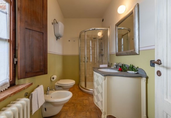 Bagno en suite con doccia n.4 (unità 1) - Podere Bellaria