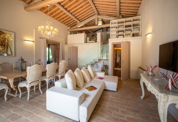 The dependance is arranged over two levels  - Podere Bellaria