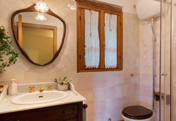 Bagno con doccia n. 1 al piano terra - Podere Belvedere