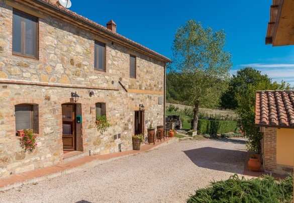 I caratteristici muri in pietra della villa - Podere Campotorno