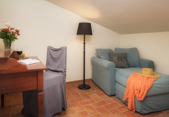 La camera da letto matrimoniale al primo piano con bagno en-suite - Podere Campotorno