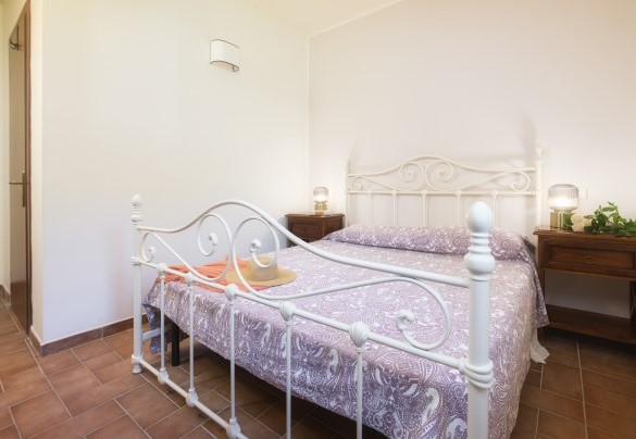 La camera da letto matrimoniale al primo piano con bagno en-suite - Podere Campotorno