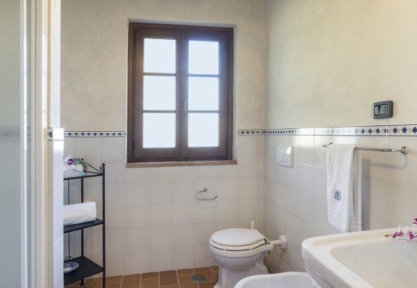 Bagno con doccia idromassaggio n.2 al primo piano - Podere Collelungo
