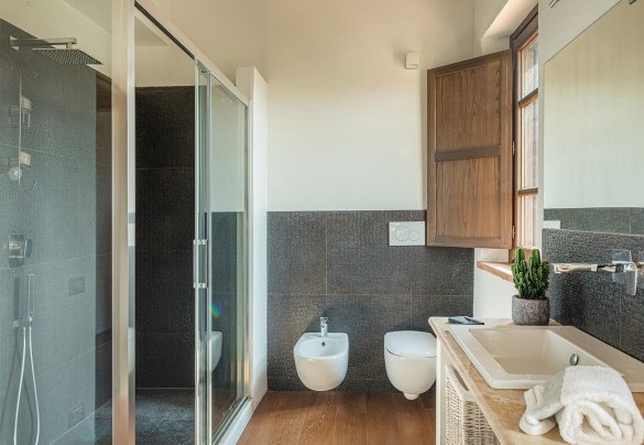 Bagno en suite con doccia n.3 – Podere di Salci 