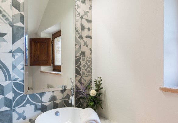 Service bathroom on the ground floor - Podere Fabbrica
