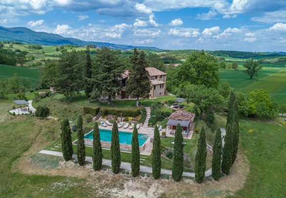 La splendida proprietà vista dall'alto - Podere Fabbrica