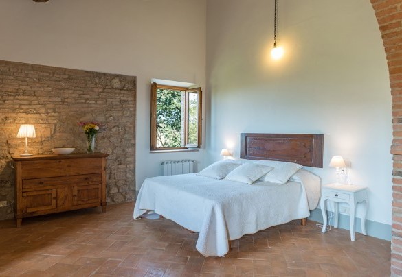 Double bedroom on the first floor - Podere Fabbrica