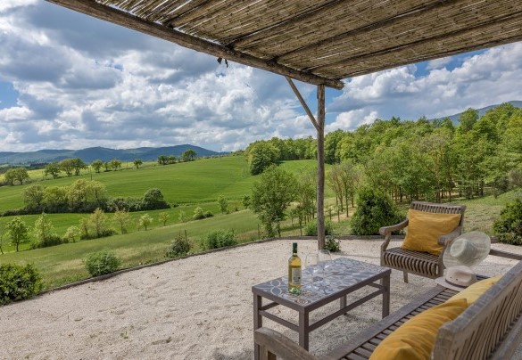 La romantica pergola ombreggiante e panoramica - Podere Fabbrica