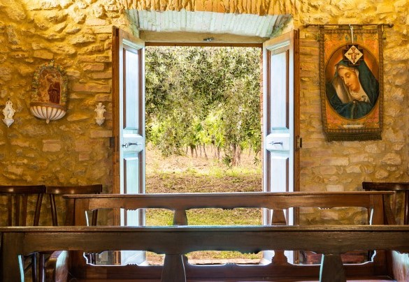 Cappella consacrata per matrimoni. A richiesta – Podere Fornacchia 