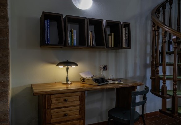Angolo studio nel salotto al piano terra - Podere Gellino