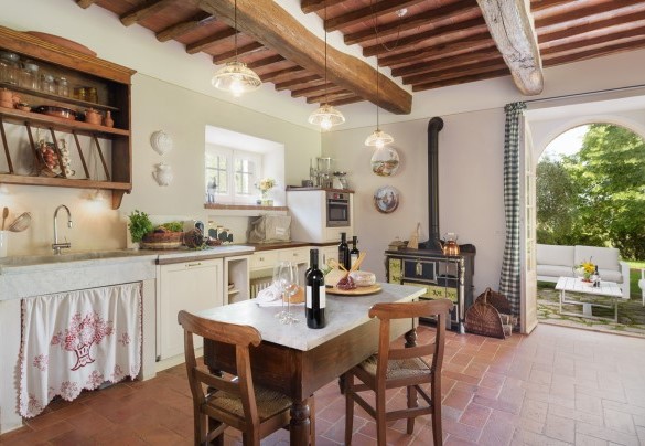 The country-style kitchen - Podere Gragnano