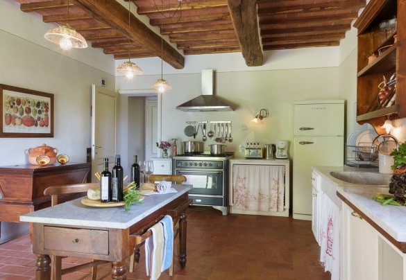 The country-style kitchen - Podere Gragnano