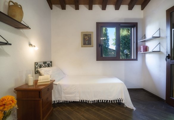 Twin bedroom n.4 with exit to the garden, Annex - Podere Caprarecce