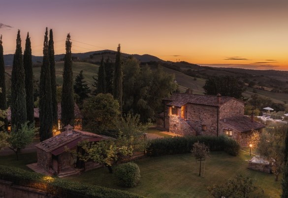 The sunset over the Tuscan hills - Podere Caprarecce