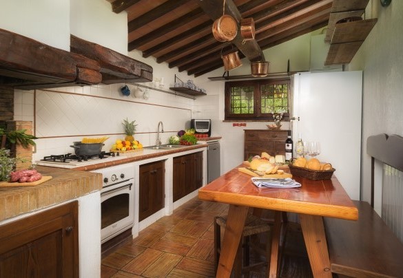 kitchen next to the dining room - Podere Caprarecce