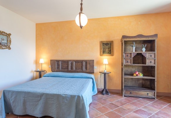 Double bedroom n.10 in annex 2 with bathroom en-suite - Podere Le Corone