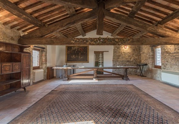 L'imponente salone per eventi al primo piano - Podere Le Corone