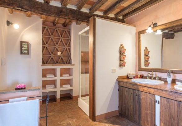 Bagno n.3 con doccia idromassaggio en-suite con camera 3 - Podere Le Corone