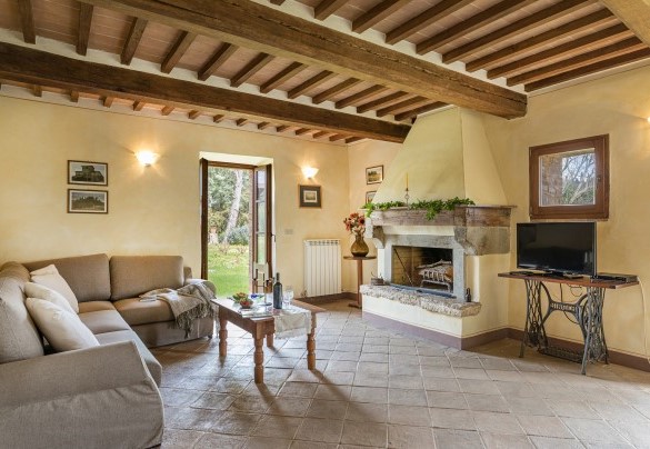 PODERE MADONNA DI MEZZO 6 - Interior 1