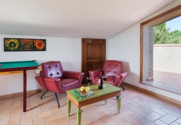 Salottino al secondo piano con terrazza panoramica – Podere Orcio