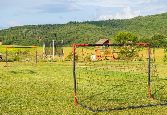 Il campo da calcetto amatoriale - Podere Pomasciano