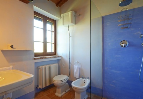 Bagno en suite n.5 con doccia - Podere Pomasciano