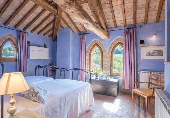 The twin bedroom with joinable beds on the tower - Podere Pratovecchio