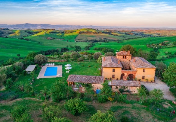 La villa si affaccia su un panorama mozzafiato - Podere Pratovecchio
