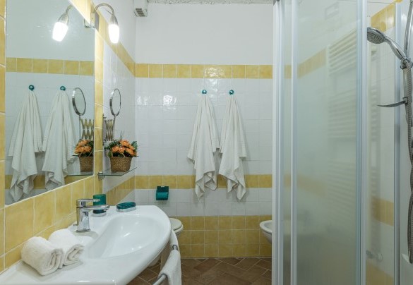 Bagno al piano terra nell’appartamento 1 – Podere San Ansano