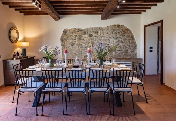 The dining room connected to the living room and kitchen n.2, with exit to the garden - Podere San Lorenzo