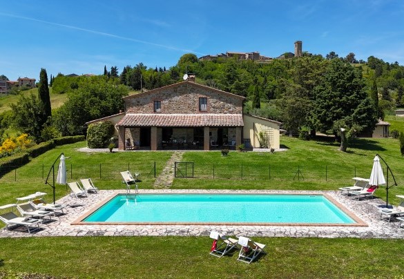 Villa for rent with exclusive pool in Celle sul Rigo - Podere San Lorenzo