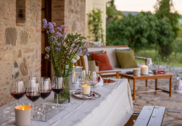 The villa in the gleams of the sunset - Podere San Lorenzo