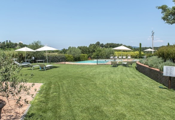  A pochi passi c'è un barbecue in pietra - Podere Sant’Eugenio