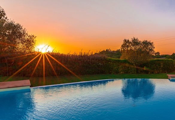 La piscina al tramonto - Podere Sant’Eugenio