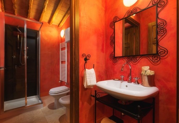 Private bathroom n.5 with shower in the annex – Podere Santa Croce