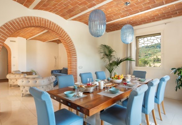 The dining room on the ground floor in the main house – Podere Terranuova