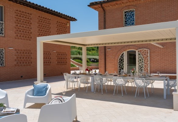 Podere Terranuova consists of the main house and an annex – Podere Terranuova