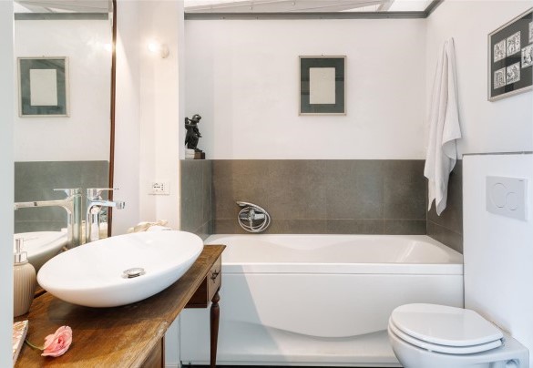 Bagno con vasca idromassaggio n.3 al piano terra - Podere Torre delle Sorgenti