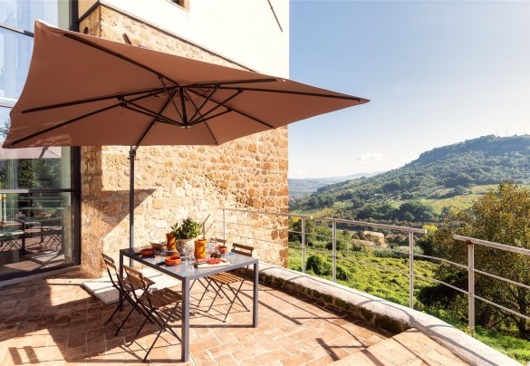 Il panorama dalla terrazza di fronte alla cucina - Podere Torre delle Sorgenti