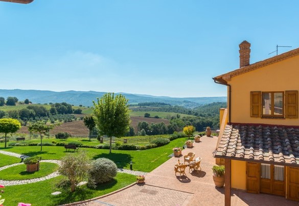 The enchanting panorama from the first floor of the house - Poderina dei Poggi