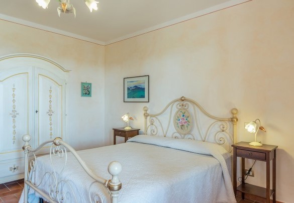 Master bedroom connected to the terrace - Poderina dei Poggi