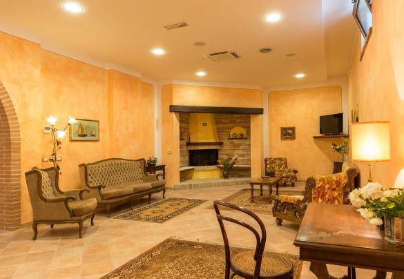 Meeting room located in the basement of the annex and accessible by an external staircase (available on request and at an extra cost) - Poderina dei Poggi
