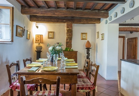 The dining room on the ground floor - Poderino