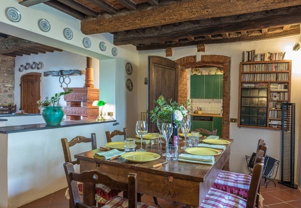 The dining room on the ground floor - Poderino