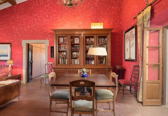 Il salotto con Tv al piano superiore - Poggerello