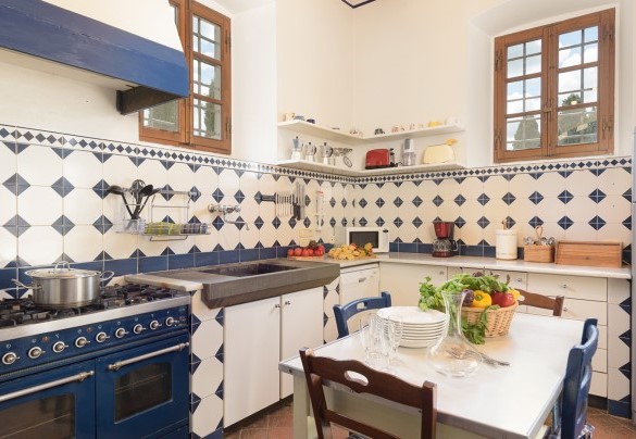 La candida cucina dallo stile rustico - Poggerello